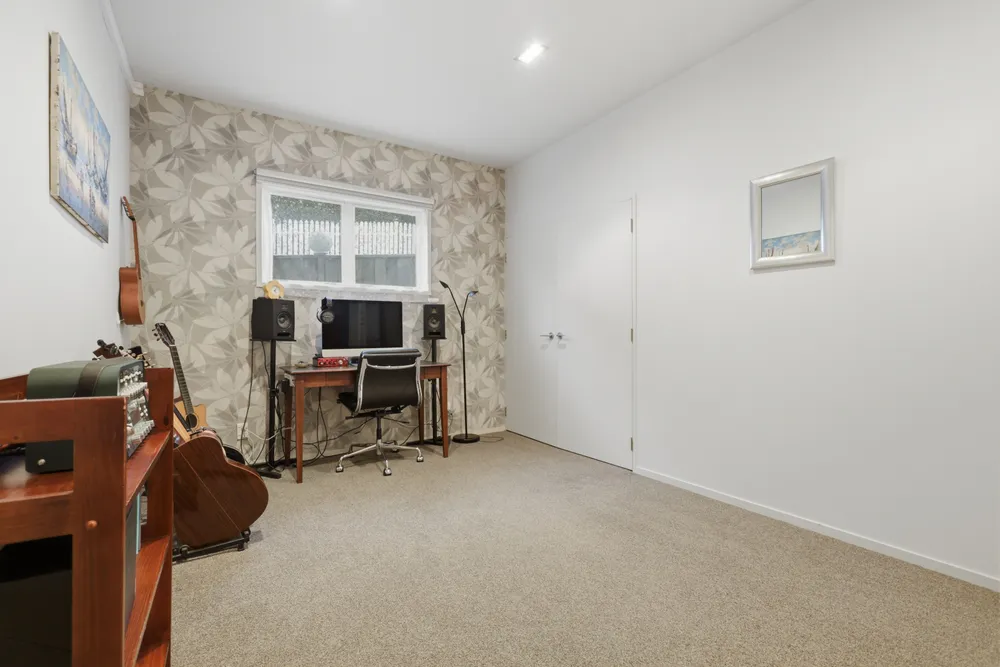 Photos of 61A Vale Road