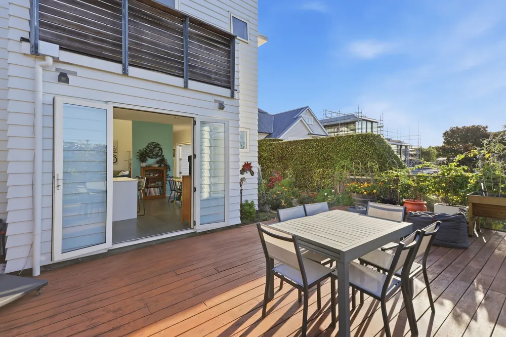 Photos of 61A Vale Road