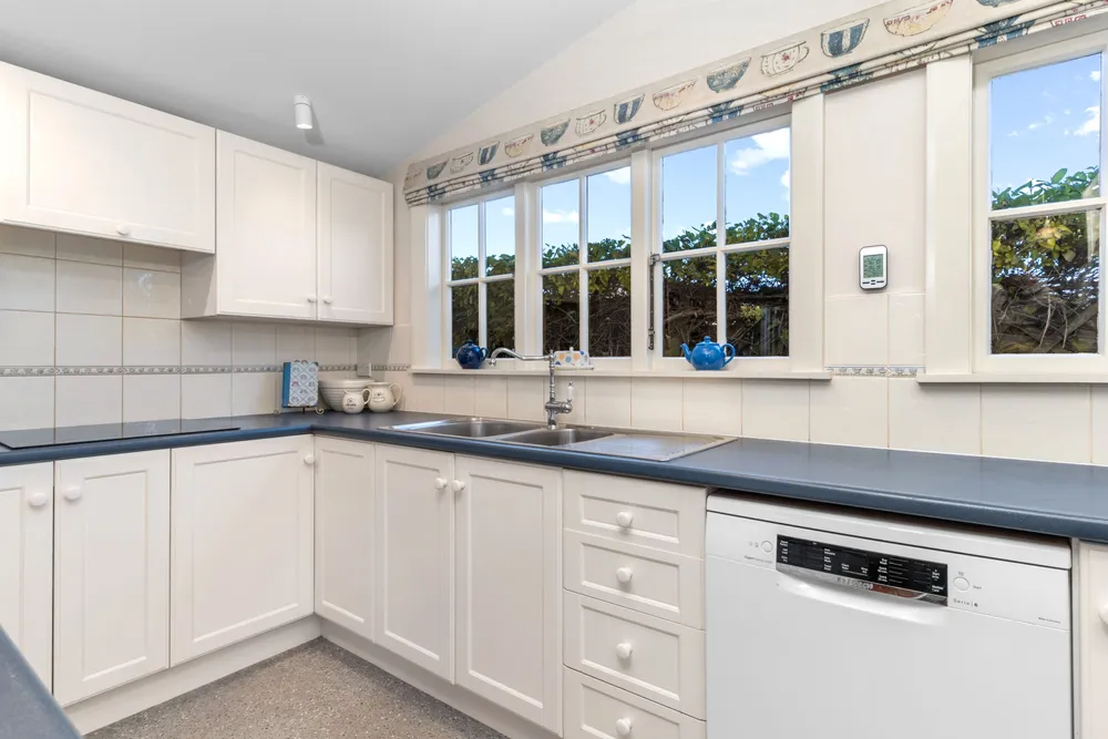 Photos of 34 Tennyson Street