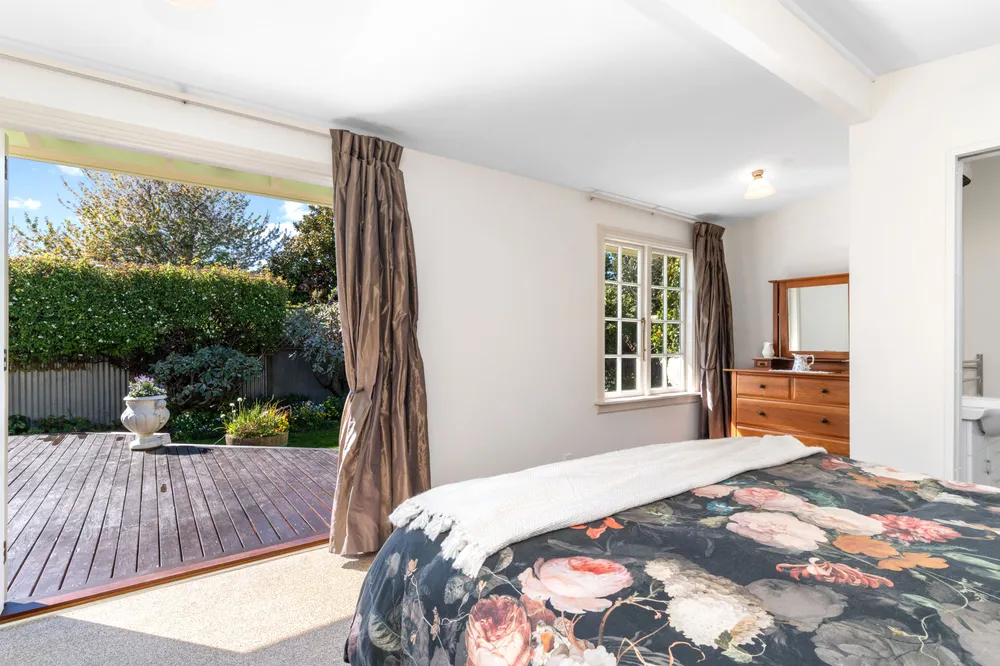 Photos of 34 Tennyson Street