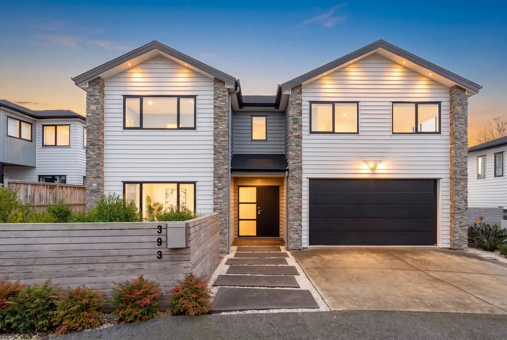 Photos of 393 Rosedale Road