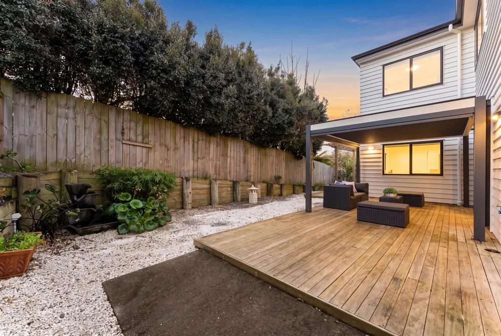 Photos of 393 Rosedale Road