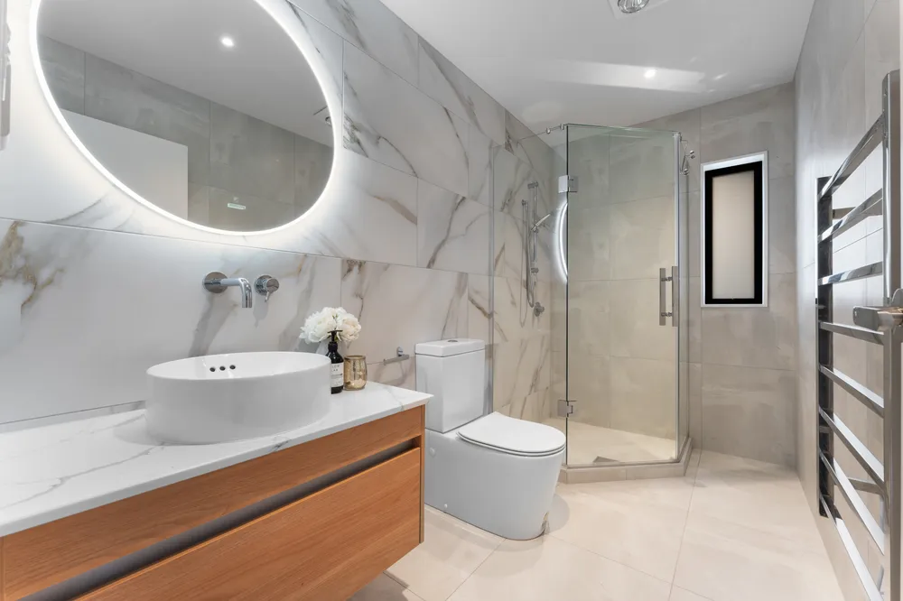 Photos of 393 Rosedale Road