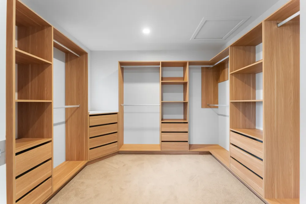 Photos of 393 Rosedale Road