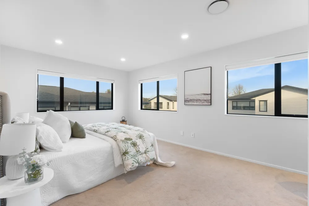 Photos of 393 Rosedale Road