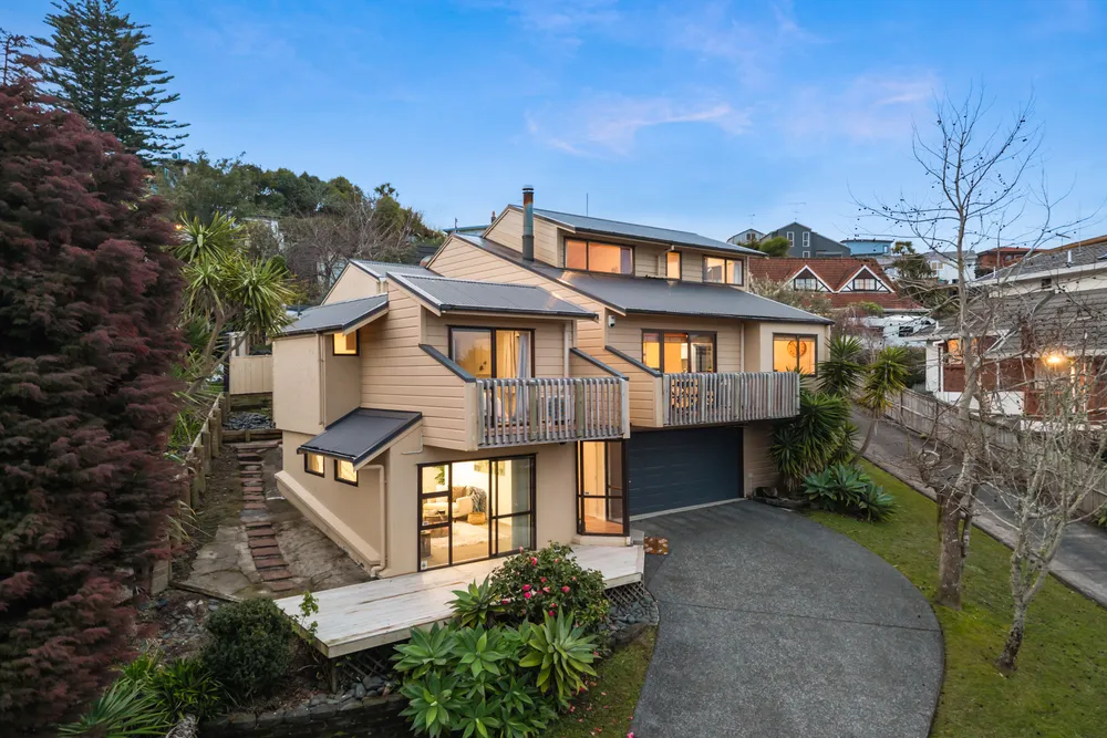 Photos of 13 Wisteria Way
