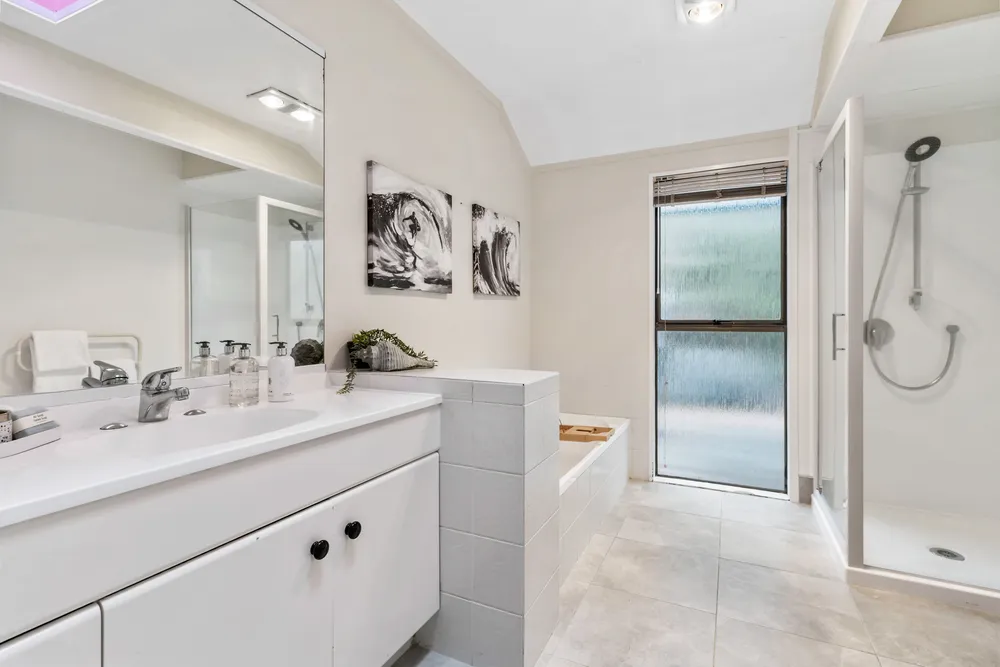 Photos of 13 Wisteria Way