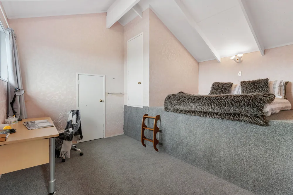Photos of 13 Wisteria Way