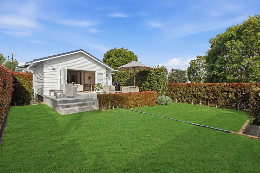 Photos of 51 Smale Street