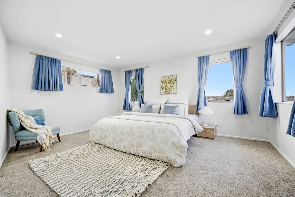 Photos of 27A Lyttelton Avenue