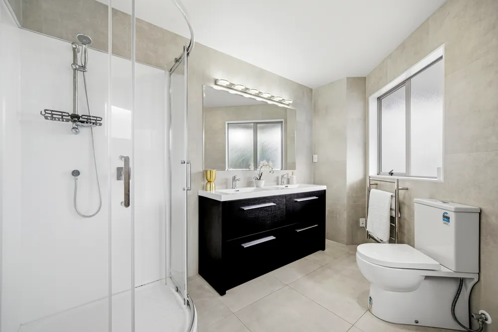 Photos of 27A Lyttelton Avenue