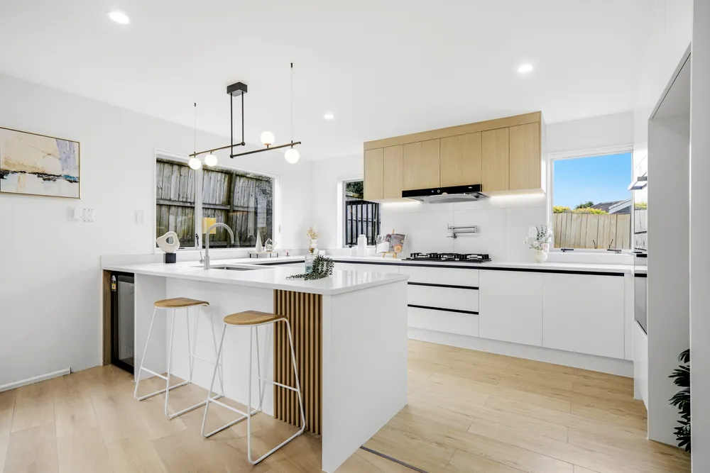Photos of 27A Lyttelton Avenue