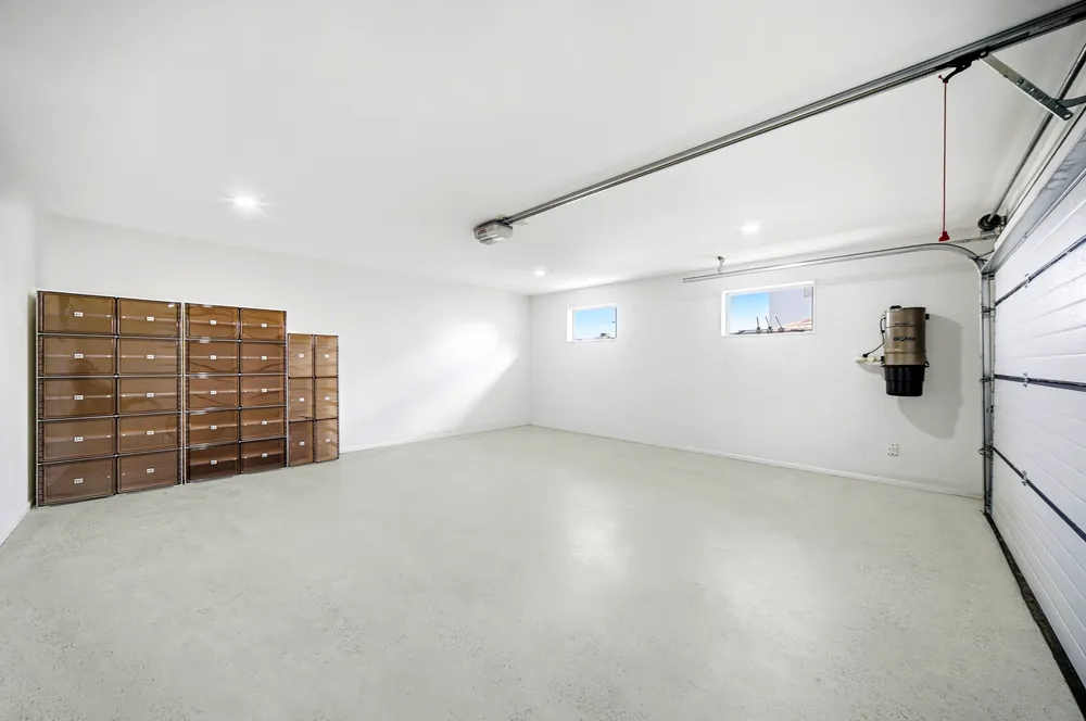 Photos of 27A Lyttelton Avenue