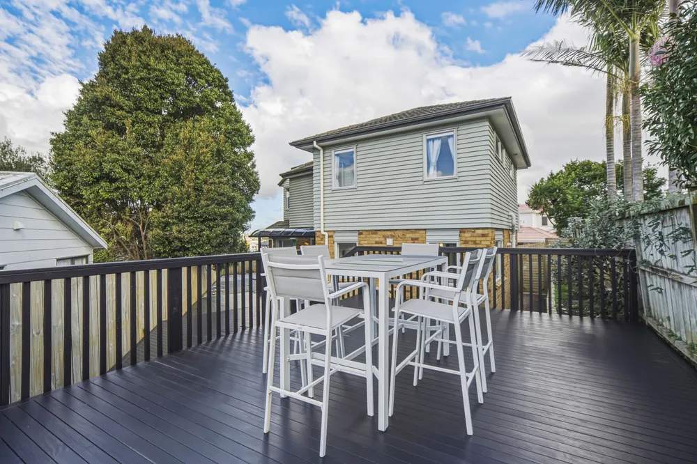 Photos of 27A Lyttelton Avenue