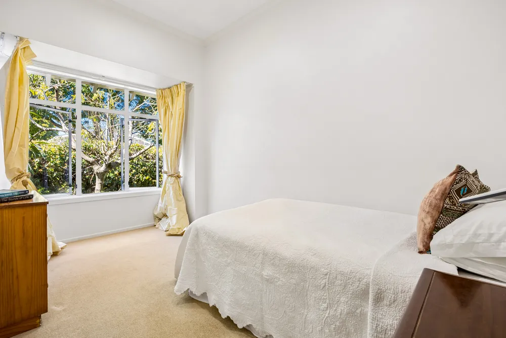 Photos of 10 Hasbury Avenue