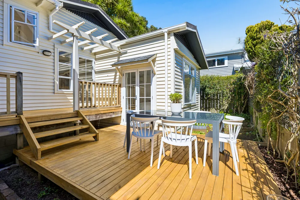 Photos of 10 Hasbury Avenue