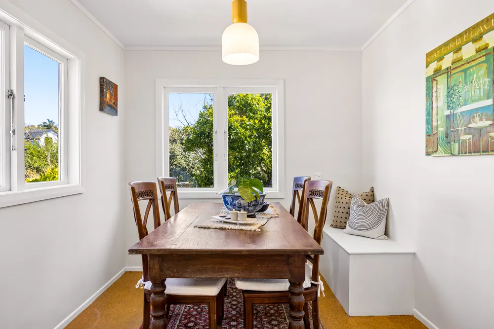 Photos of 10 Hasbury Avenue