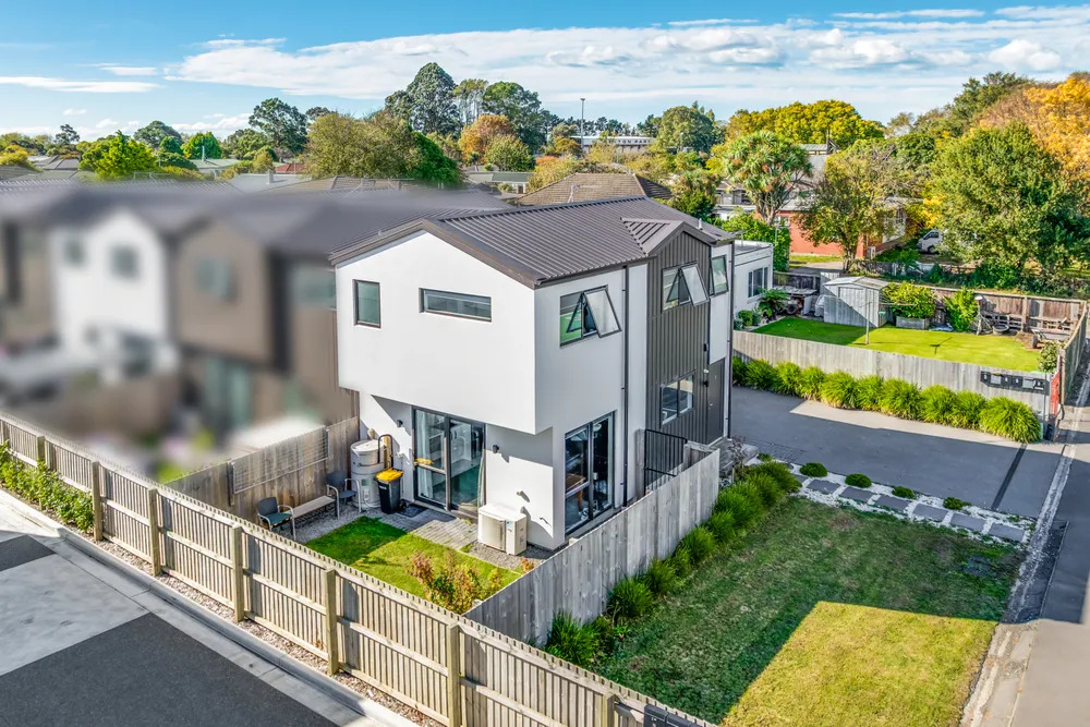 Photos of 20a Rutherford Street