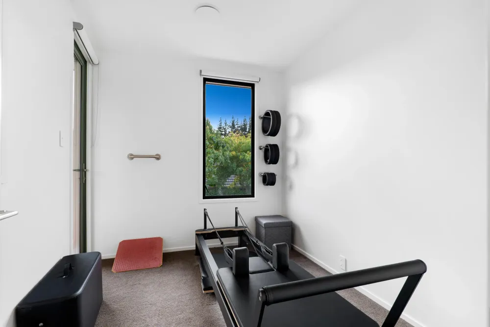 Photos of 16 Ridgewood Place