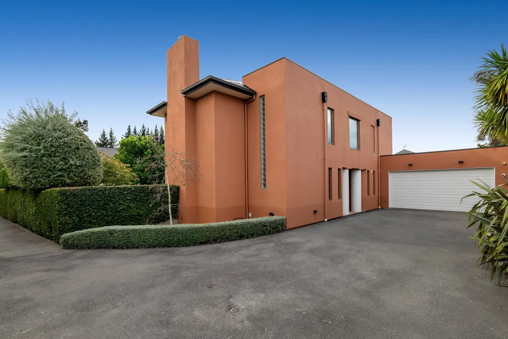 Photos of 16 Ridgewood Place