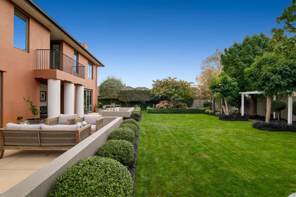 Photos of 16 Ridgewood Place