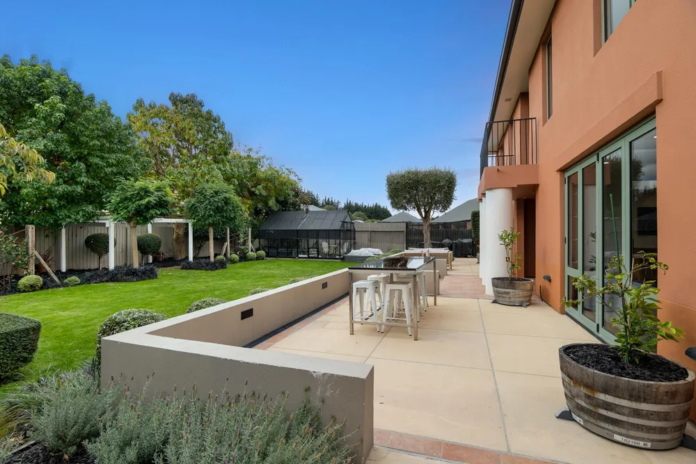Photos of 16 Ridgewood Place