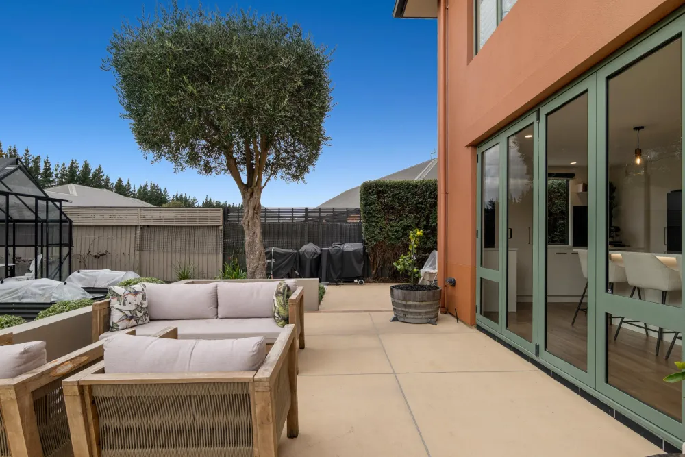 Photos of 16 Ridgewood Place