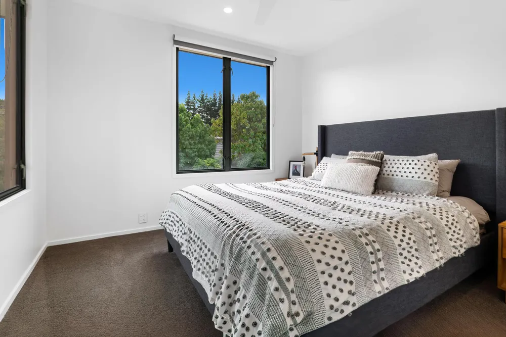 Photos of 16 Ridgewood Place