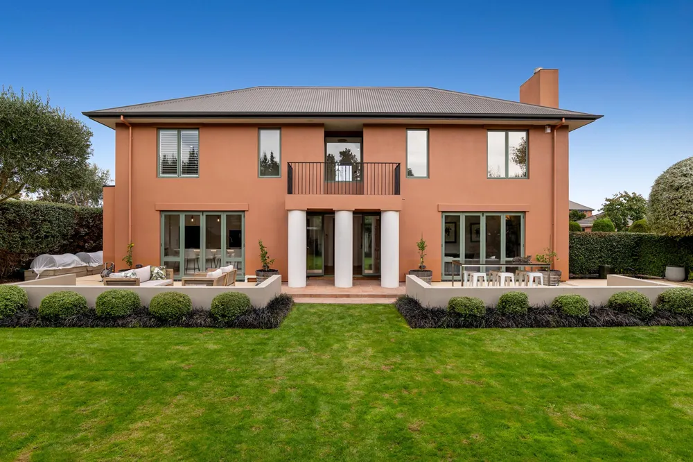 Photos of 16 Ridgewood Place