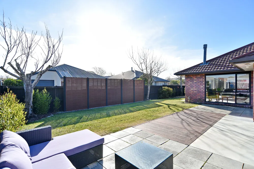 Photos of 43 Anglesea Avenue