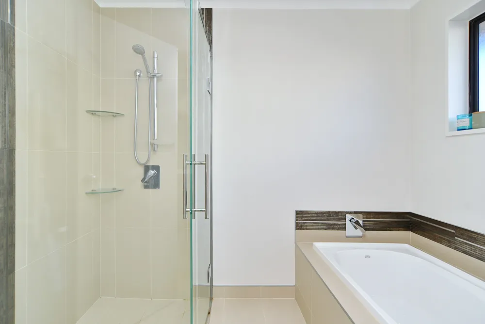 Photos of 43 Anglesea Avenue