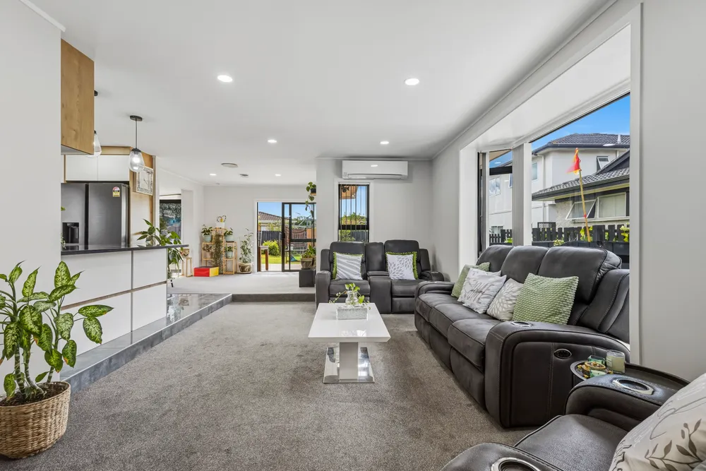Photos of 22 Ihaka Place