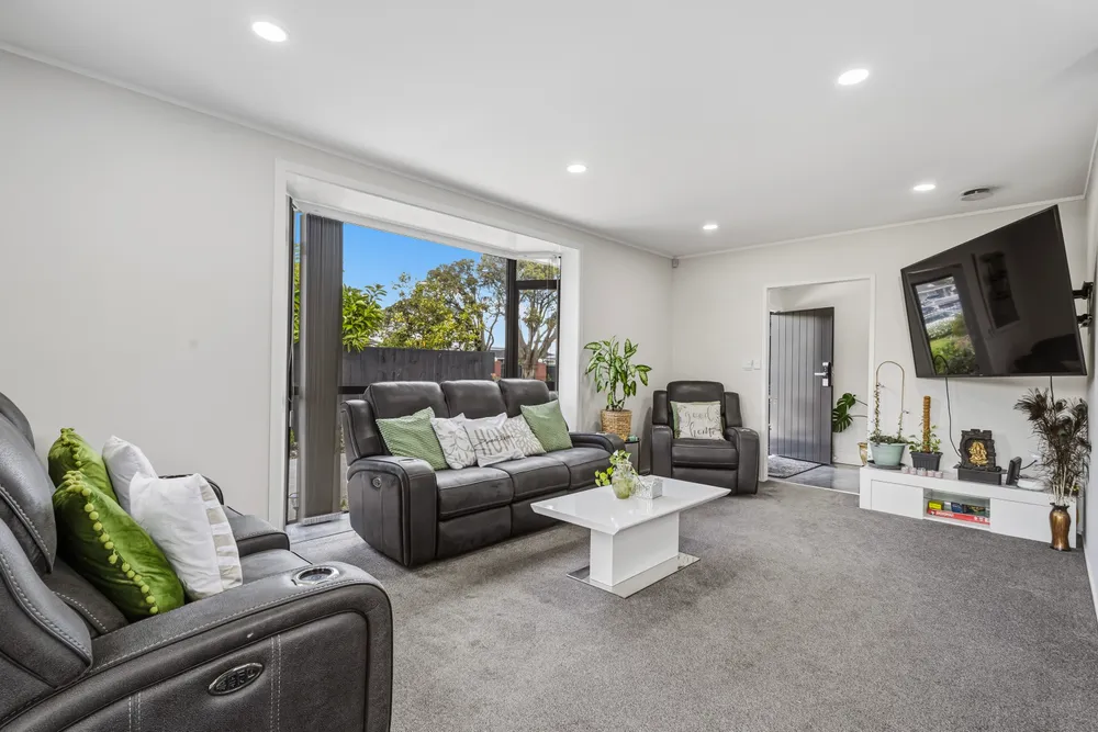 Photos of 22 Ihaka Place