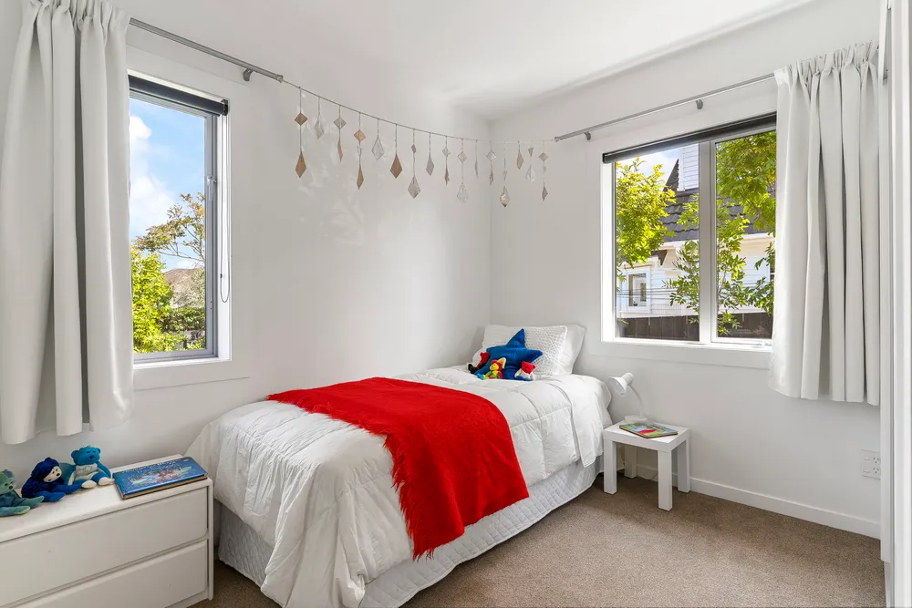 Photos of 89 Whitehaven Road