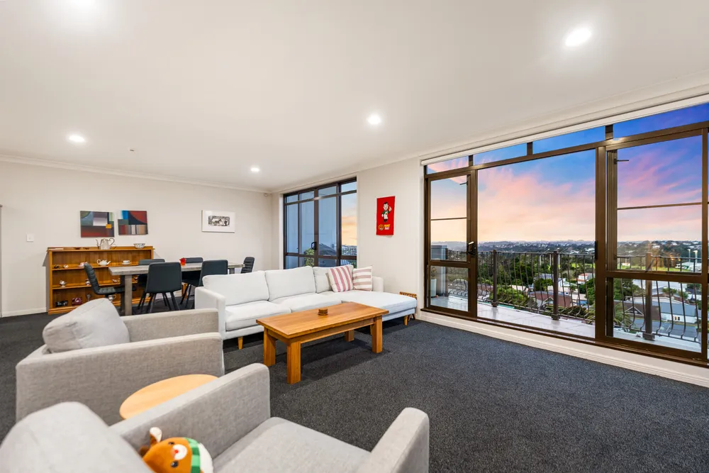 Photos of 15/99 Mokoia Road