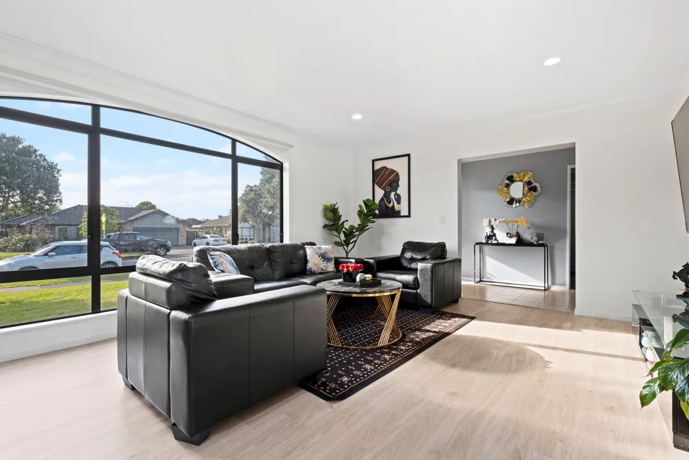 Photos of 36 Turnberry Drive