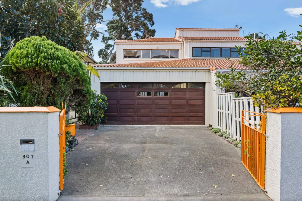 Photos of 307A Hibiscus Coast Highway