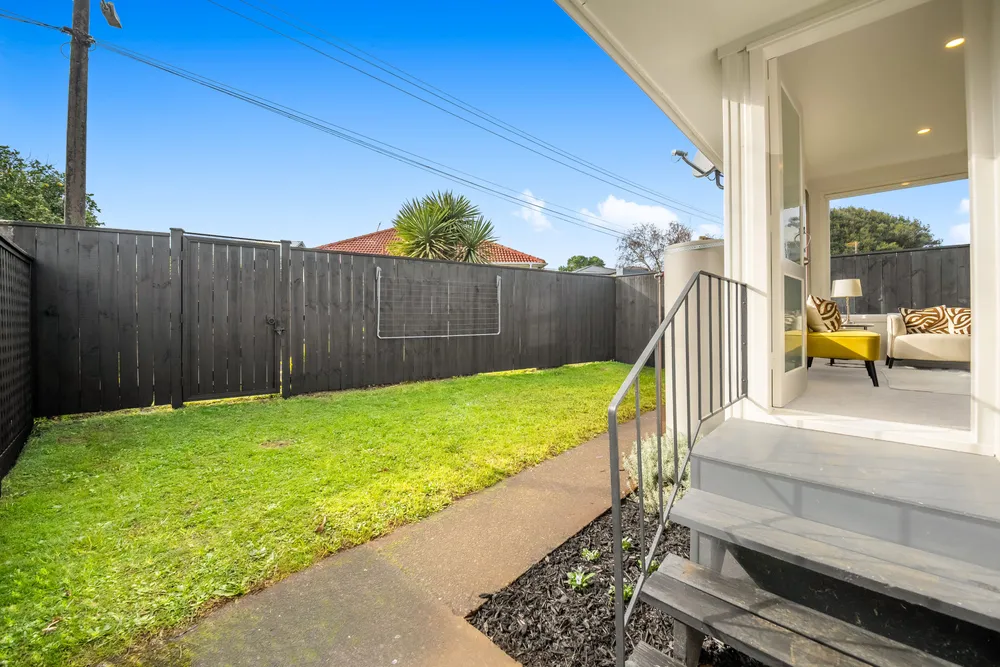 Photos of 18A Clinker Street