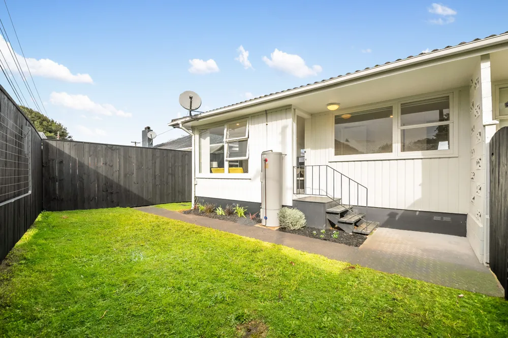 Photos of 18A Clinker Street