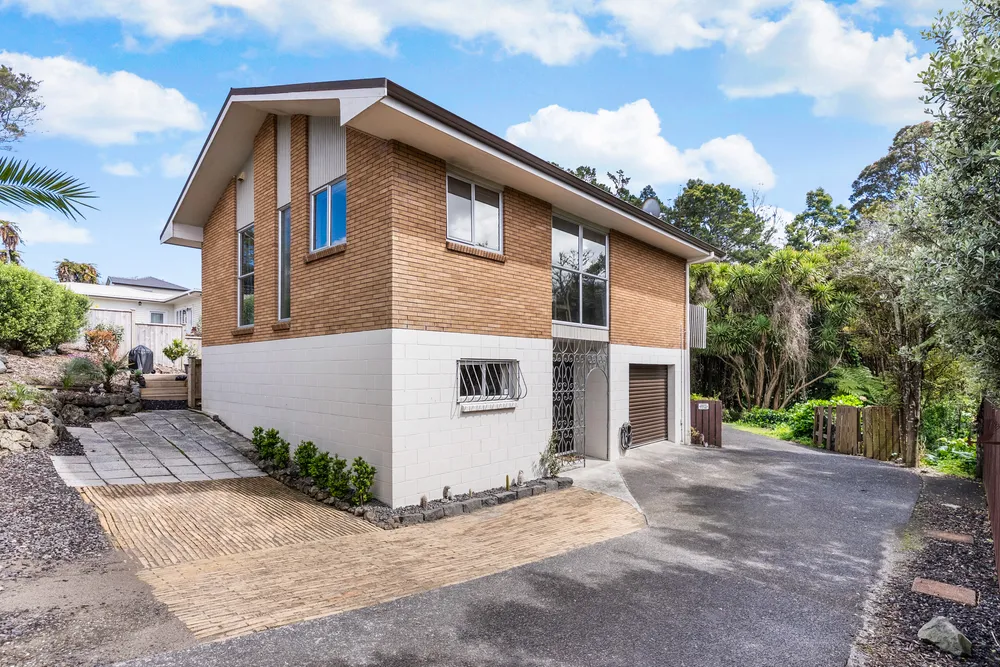 Photos of 2/42 Eastglen Road