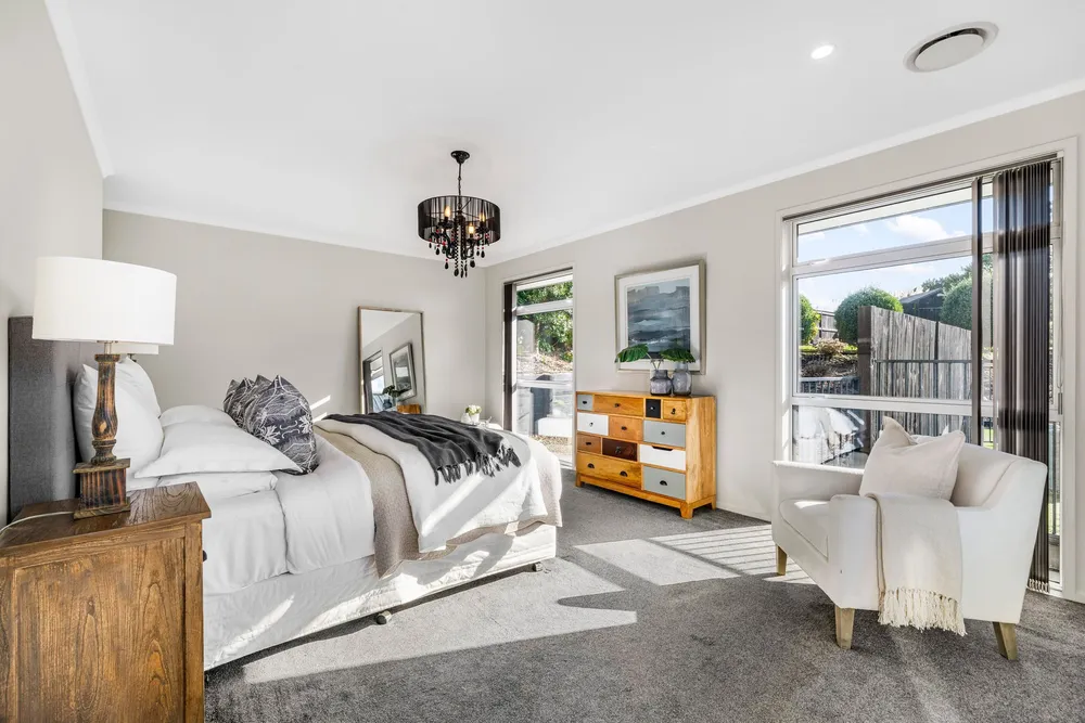 Photos of 6 Pheasant Lane