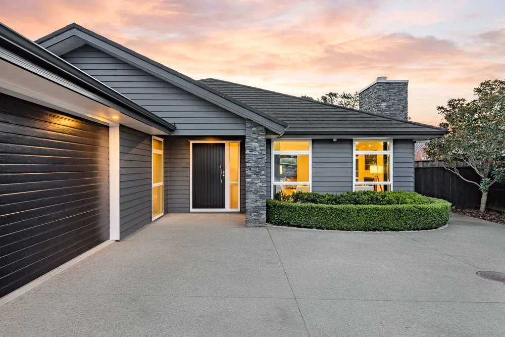 Photos of 6 Pheasant Lane