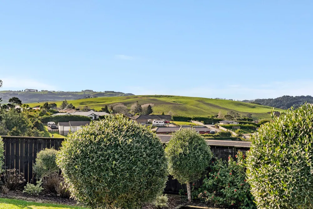 Photos of 6 Pheasant Lane