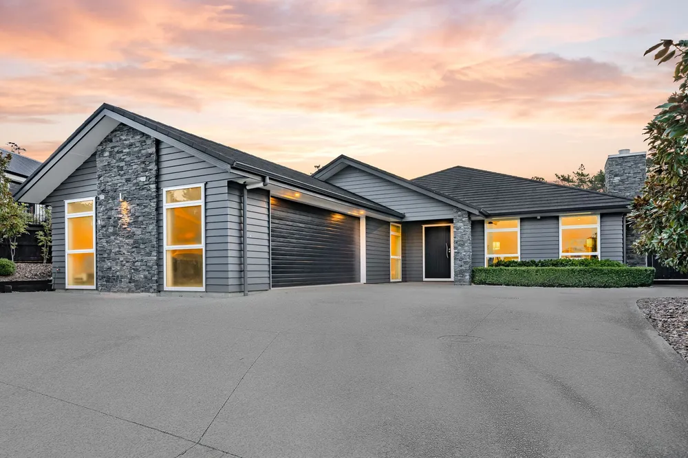 Photos of 6 Pheasant Lane