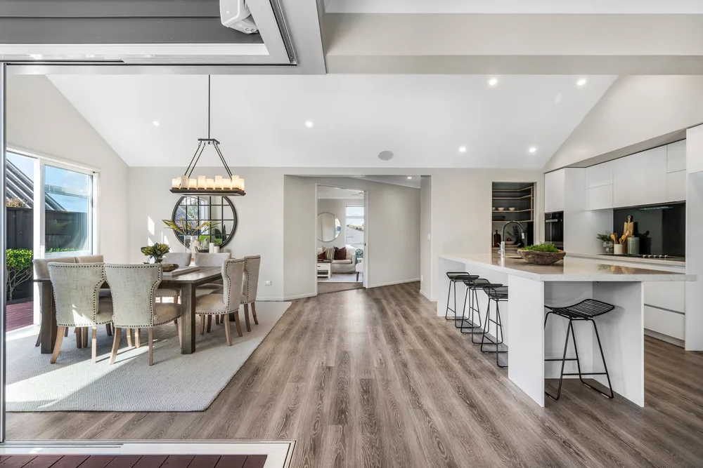 Photos of 6 Pheasant Lane