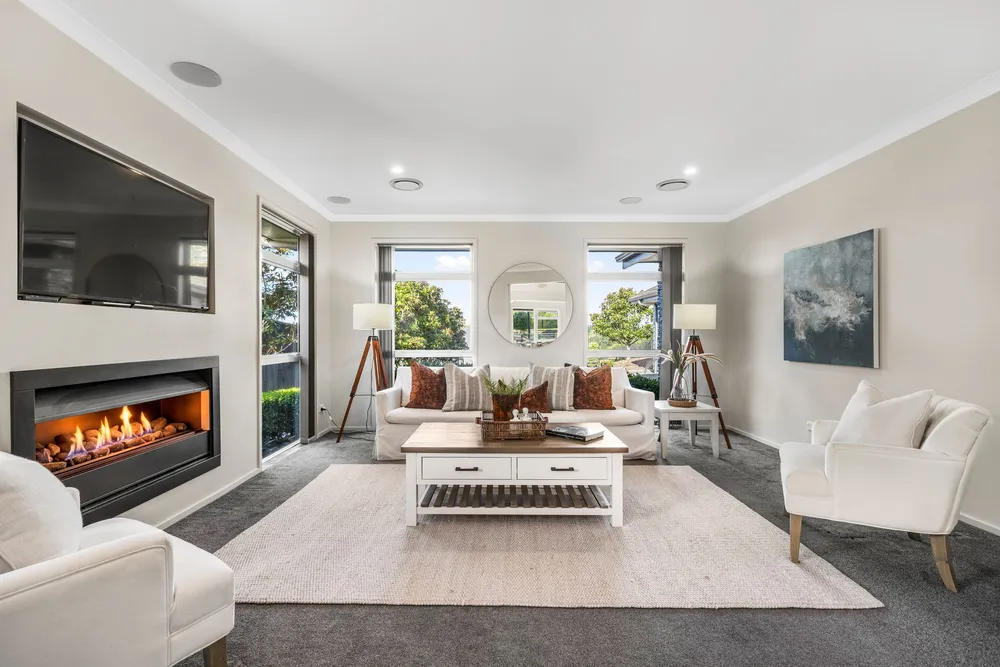 Photos of 6 Pheasant Lane