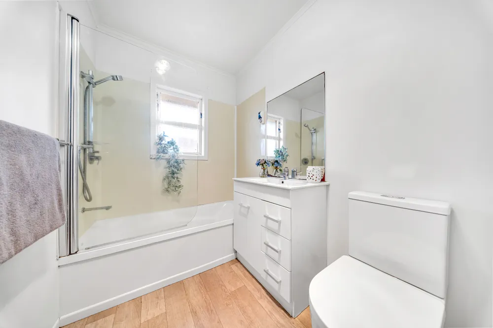 Photos of 37 Hallberry Road