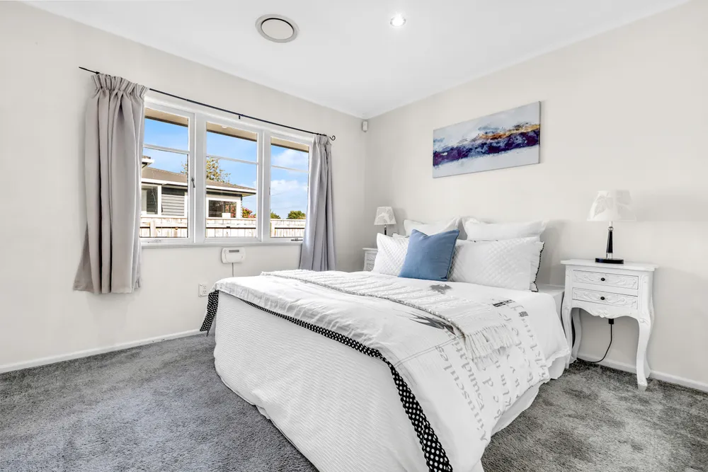 Photos of 37 Hallberry Road