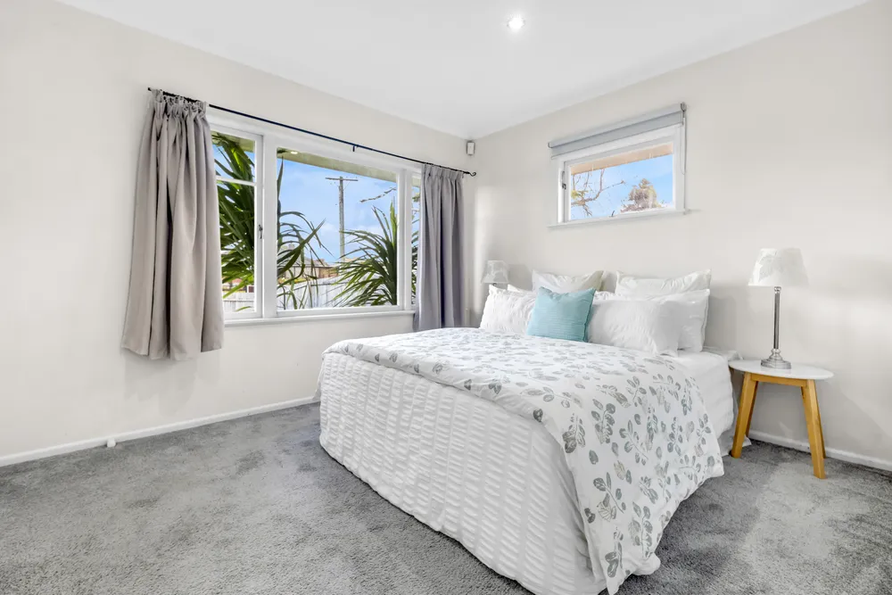 Photos of 37 Hallberry Road