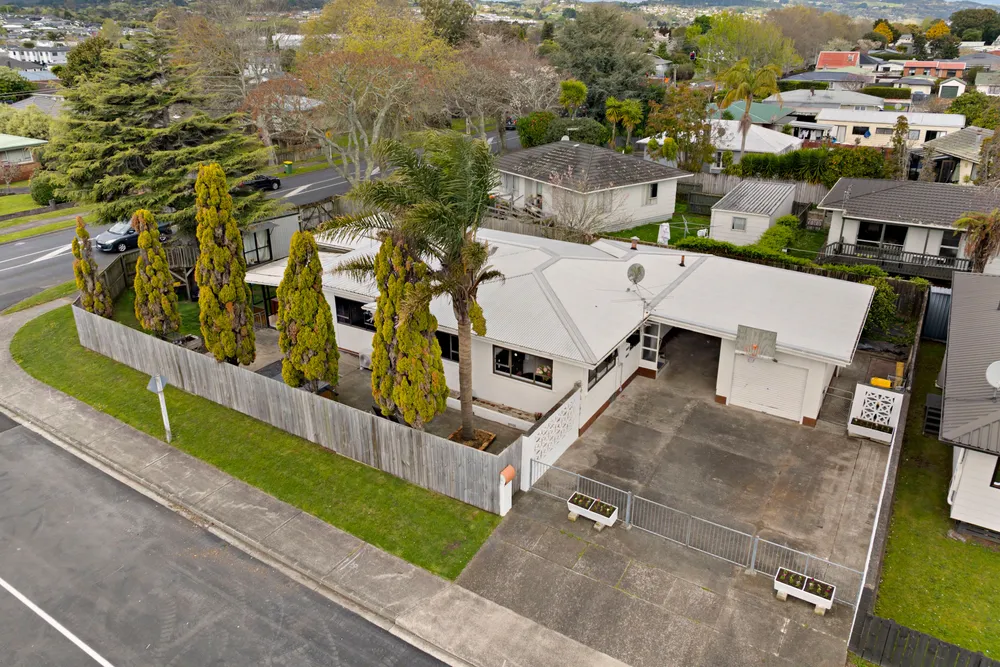 Photos of 1/59 Fernaig Street